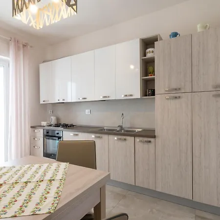 Apartment Roby